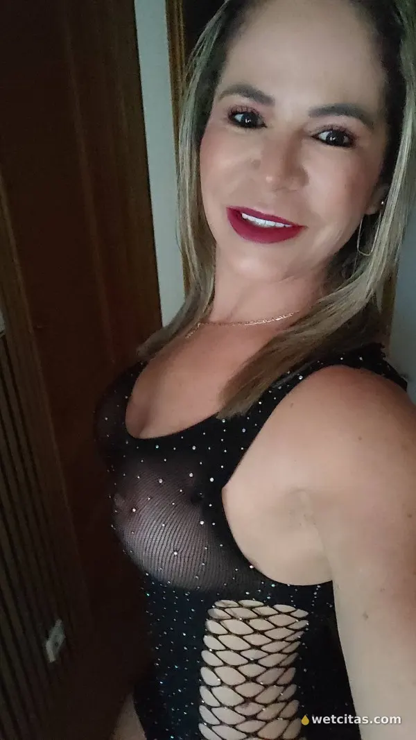 Juguetona, fiestera y muy ardiente, siempre dispuesta a disfrutar, escort brasileña en ourense – foto 9 de 10