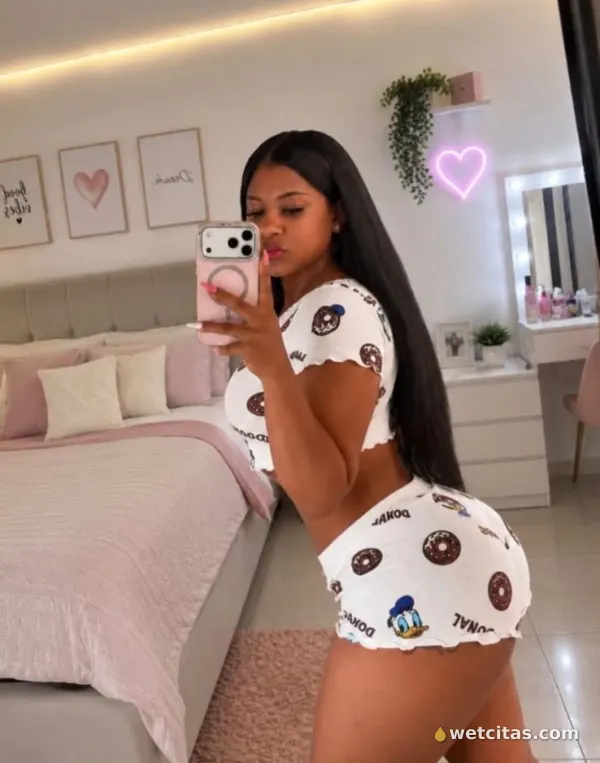 Muñequita con el conejito bien húmedo para ti!, escort cubana en soria – foto 3 de 10