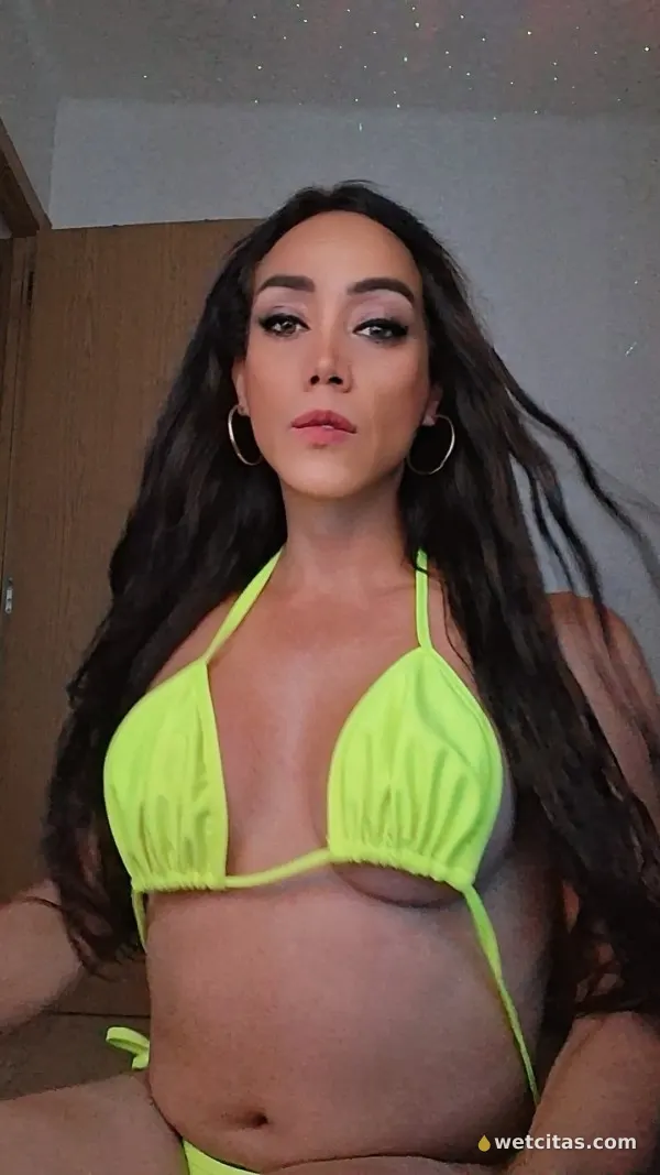 Si a todo trans morbo total en rubi fiestera y femenina, chica trans colombiana en rubí – foto 4 de 10