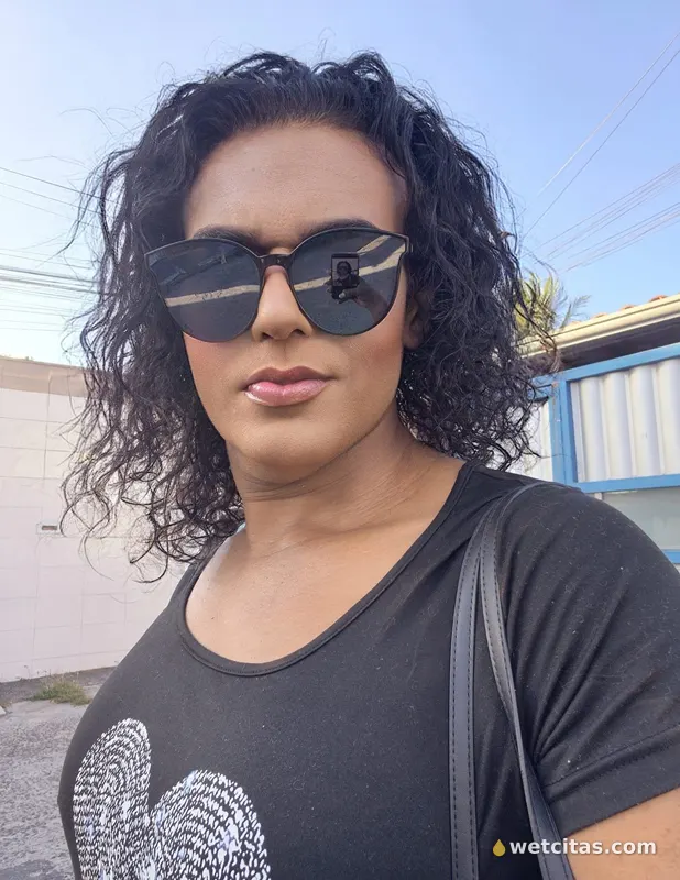 Ama experta con 22 centimetros para ti, chica trans brasileña en barcelona – foto 2 de 8
