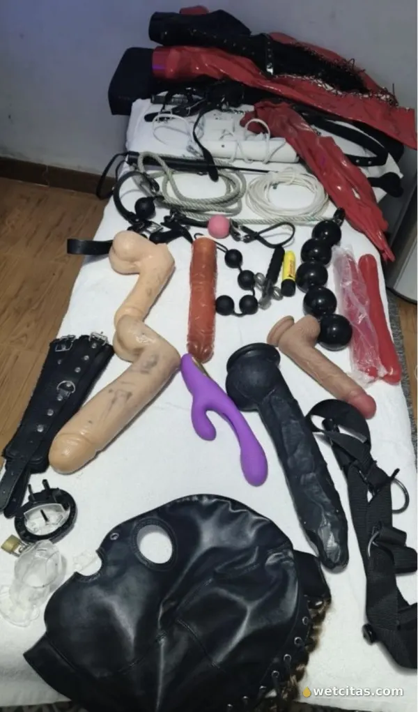 Huelva Ama dominante FIESTERA EXPERTA ROMPE CULO dominatrix, chica trans venezolana en huelva – foto 4 de 6