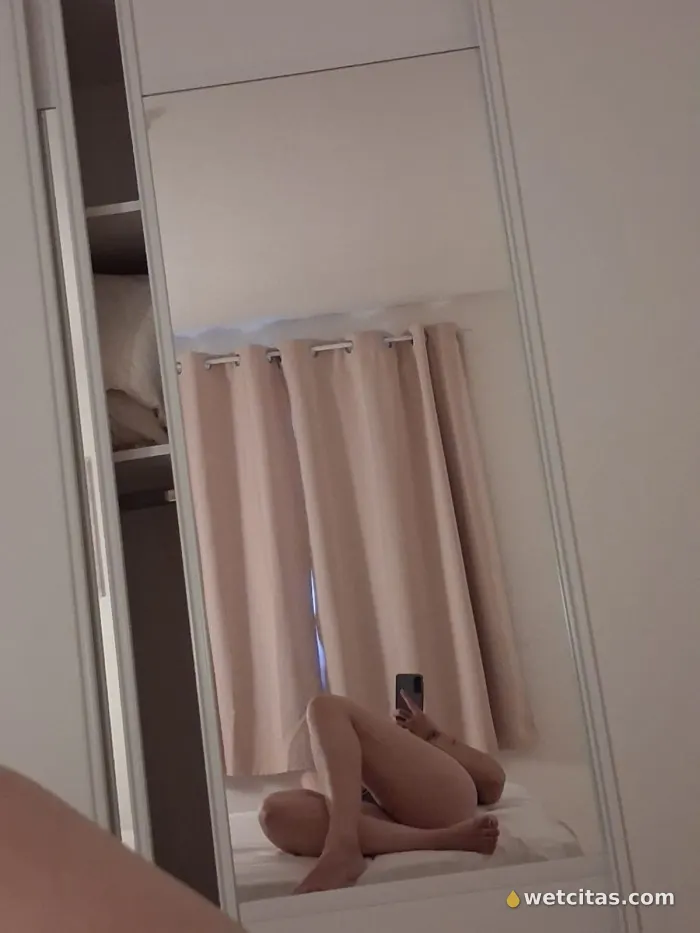 Entregada cachonda lujuriosa deseosa de placer, chica trans paraguaya en calahorrra – foto 4 de 5
