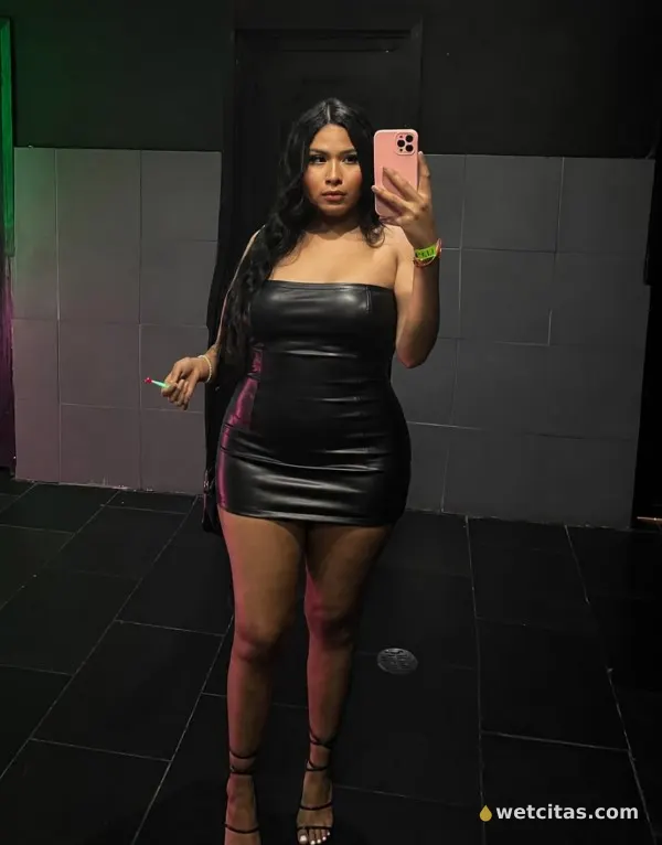 Morenaza con un culo espectacular fiestera frances natural hasta el final, chica trans latina en león – foto 7 de 7