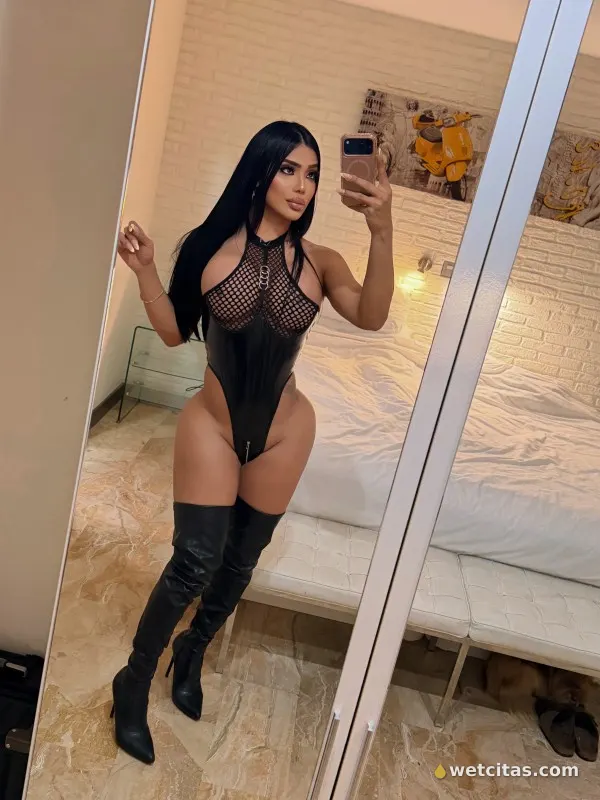 Chica trans fabulosa sexy y muy dotada Torremolinos, chica trans venezolana en torremolinos – foto 6 de 10