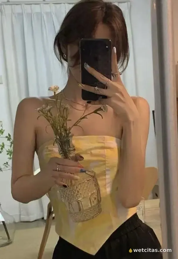 Lucia, masajista asiatica independiente, masajista asiatica en tarragona – foto 3 de 4