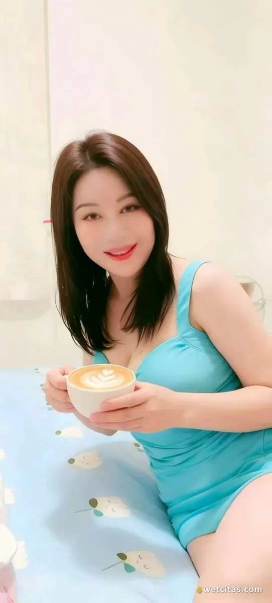 Dos Chicas orientales dulces y atentas, escort asiatica en huelva – foto 3 de 5