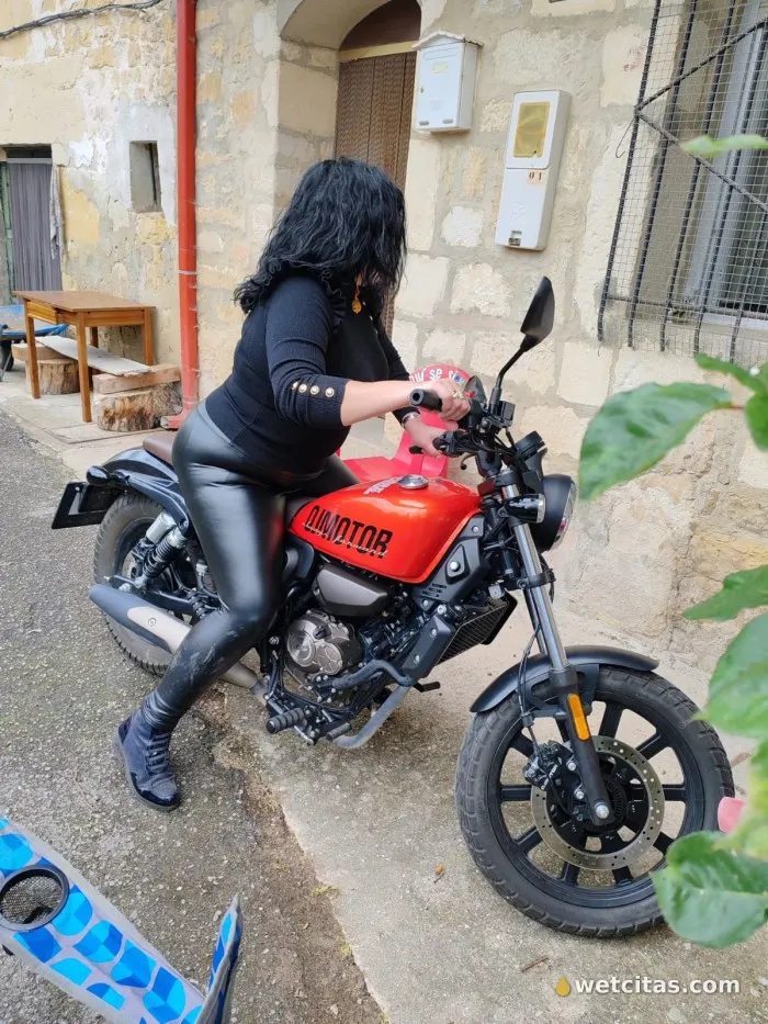 Lory quiromasajista profesional, masajista latina en burgos – foto 3 de 3