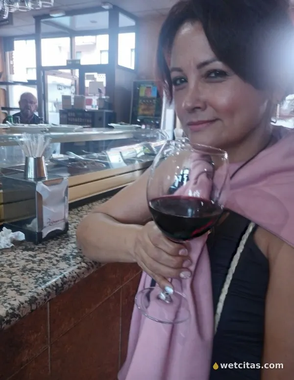 Masaje relajante, apartamento privado, masajista latina en santander – foto 3 de 6