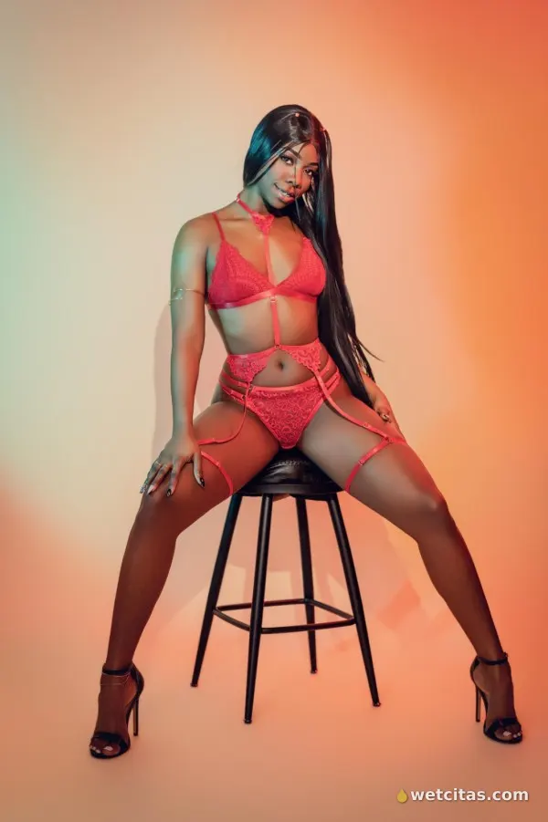Nikoll diosa morena VIP, masajista colombiana en rioja – foto 3 de 7
