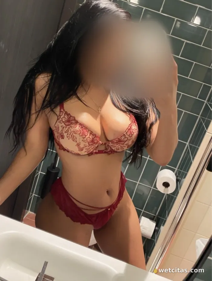 Masaje cuerpo a cuerpo y final feliz bye estrés!, masajista latina en talavera de la reina – foto 2 de 6