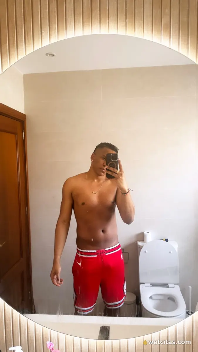 Latino de paso, chico escort latina en vitoria-gasteiz – foto 2 de 7