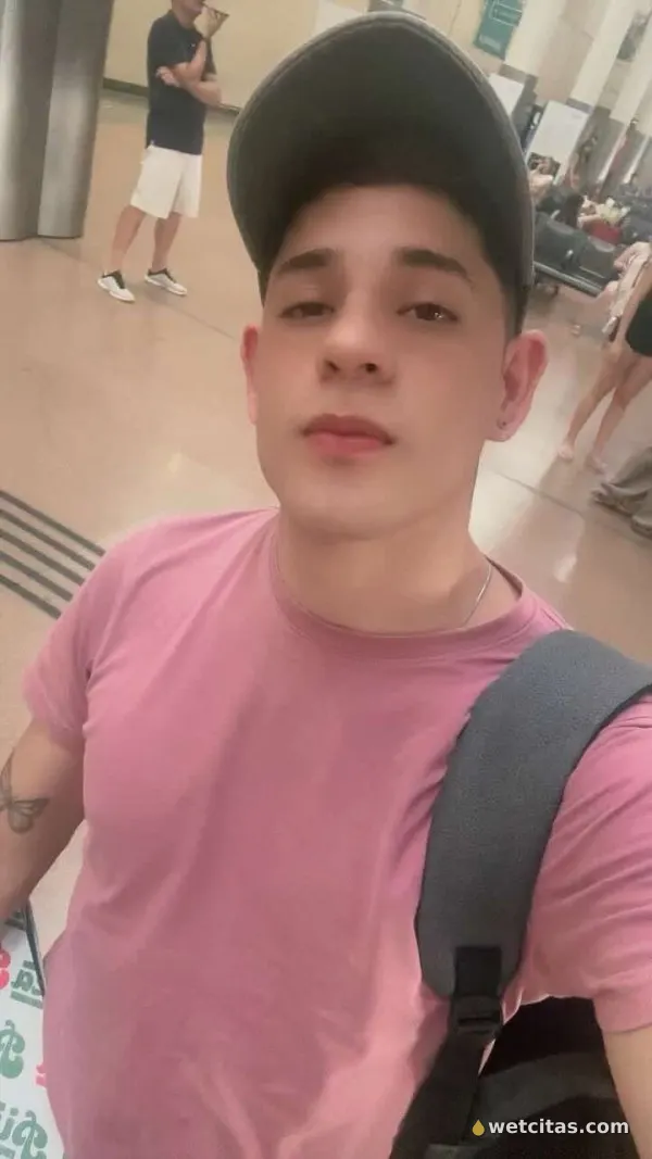 Santiago Latino chico nuevo en tu ciudad. Fiestero, chico escort venezolana en alicante – foto 4 de 8