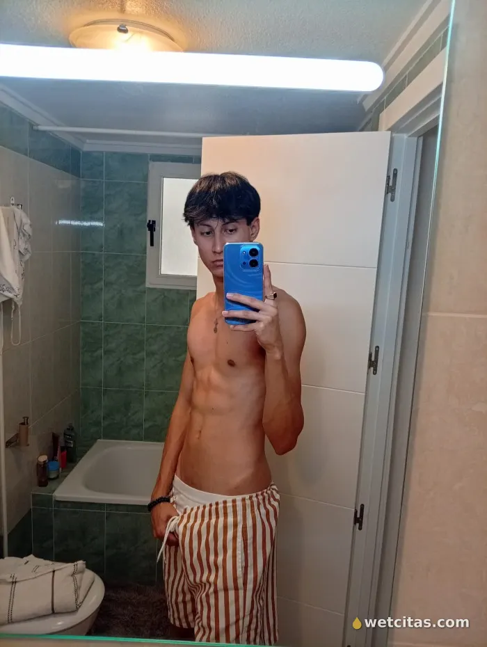 Ven y prueba este pollon latino con mucho aguante, chico escort latina en alicante – foto 6 de 10
