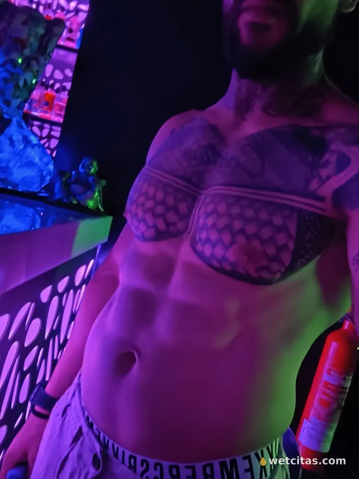 SOLO VENTA DE CONTENIDO y VIDEOLLAMADAS, chico escort española en almería – foto 7 de 8