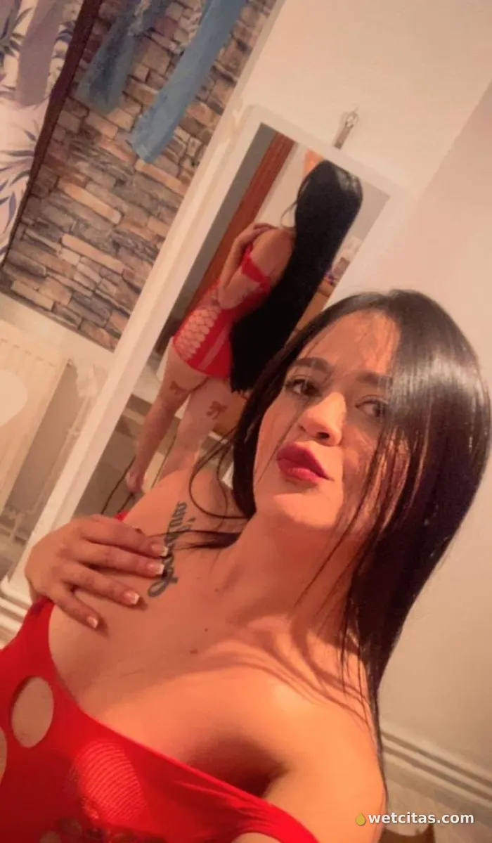 Follame en 4 y azotame bien fuerte mi coño, escort latina en villareal – foto 2 de 3