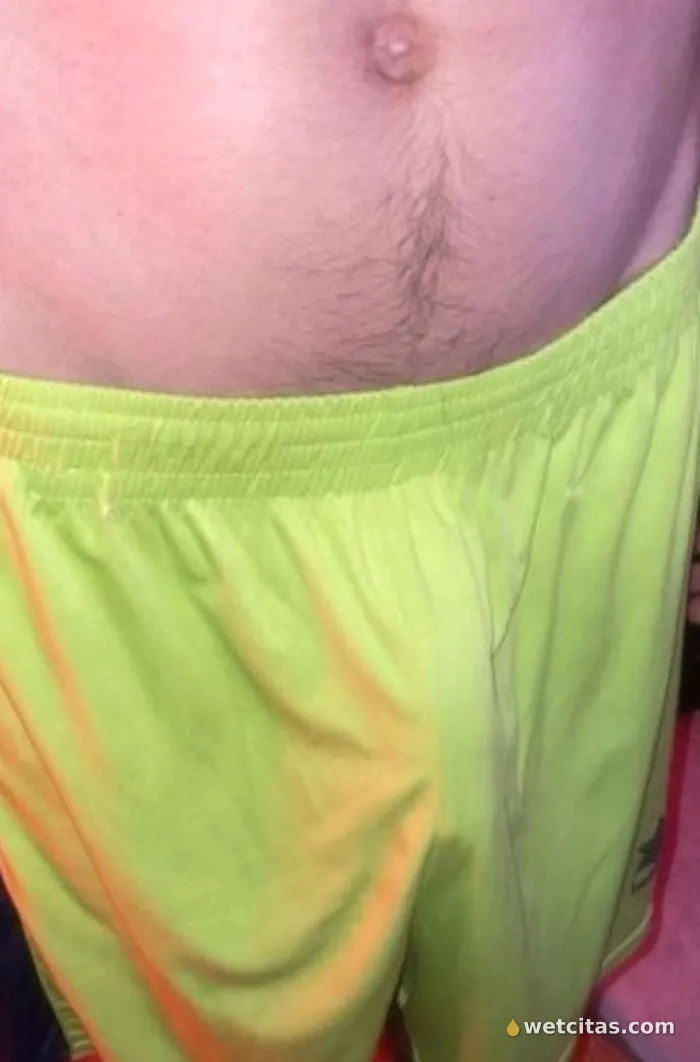 Chico varonil dotado versátil hetero curioso, chico escort española en tomelloso – foto 4 de 5