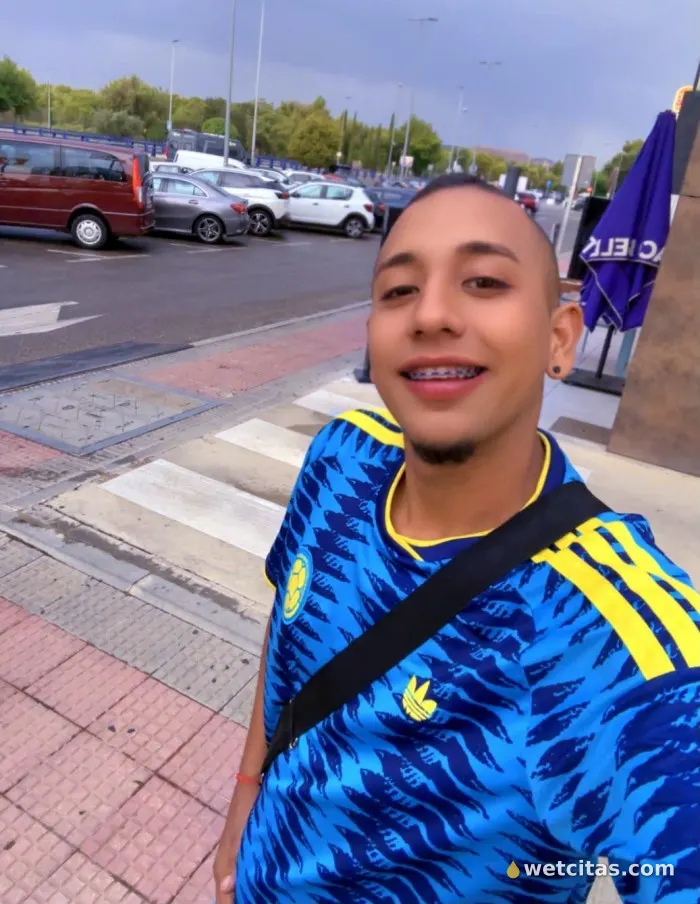Jovencito Fiestero Complaciente, chico escort latina en figueres – foto 4 de 4