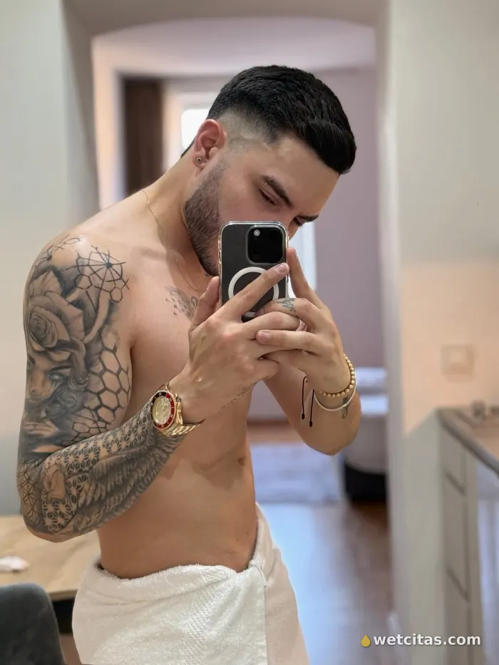 Colombiano lechero deseando fiesta y sexo intenso, chico escort colombiana en granada – foto 2 de 6