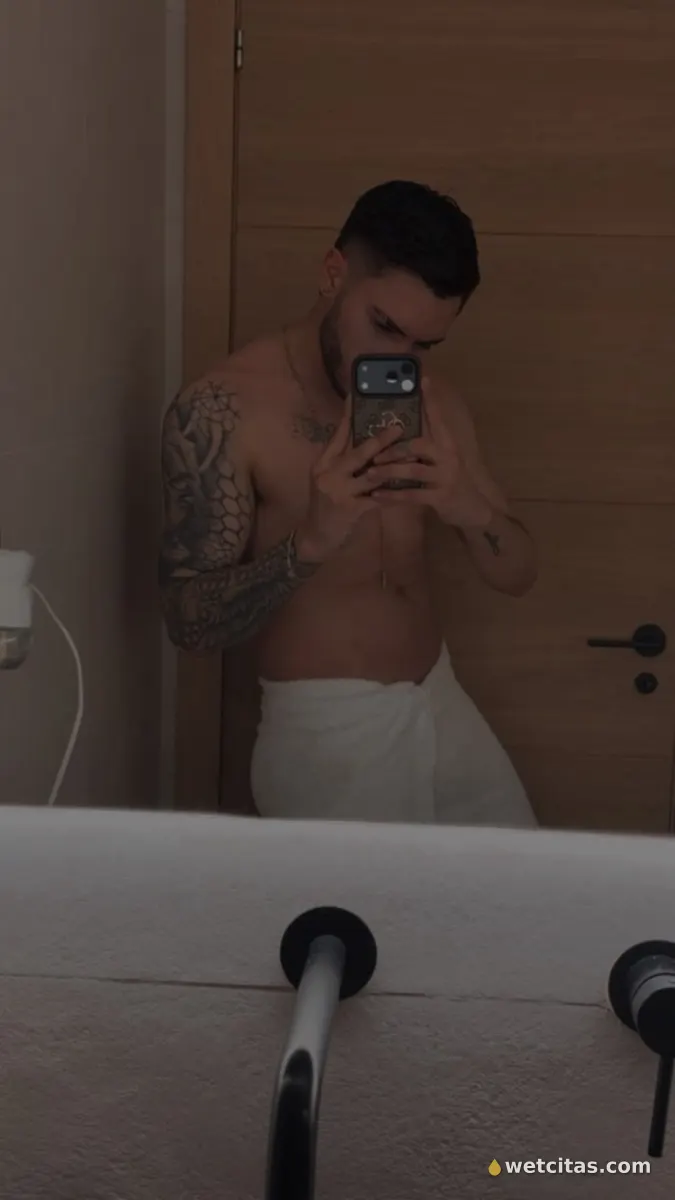 Colombiano lechero deseando fiesta y sexo intenso, chico escort colombiana en granada – foto 4 de 6