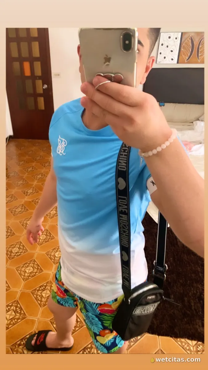 De regreso a Lugo chico blanquito fiestas salidas!, chico escort latina en lugo – foto 3 de 6