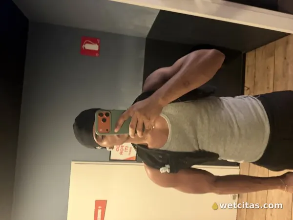 Activo dominante lechero, chico escort colombiana en cartagena – foto 2 de 10