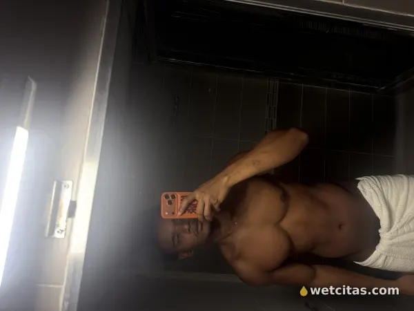 Activo dominante lechero, chico escort colombiana en cartagena – foto 6 de 10