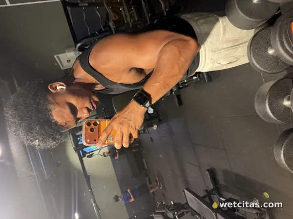 Activo dominante lechero, chico escort colombiana en cartagena – foto 8 de 10