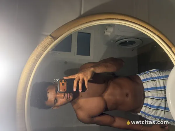 Activo dominante lechero, chico escort colombiana en cartagena – foto 9 de 10
