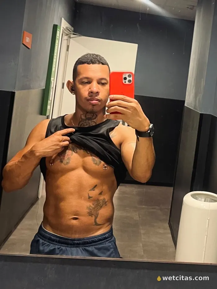 🩶cristian xl🩶morenazo colombiano pollon 21cm 24hrs, chico escort colombiana en tudela – foto 3 de 10