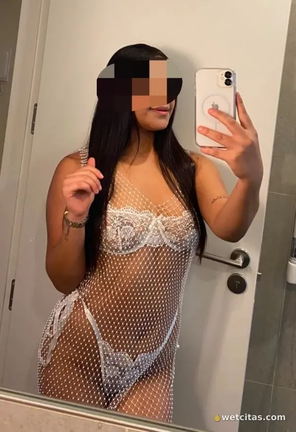 Amiguitas super cachondas juguetonas - placer a tope, escort latina en valladolid – foto 3 de 10