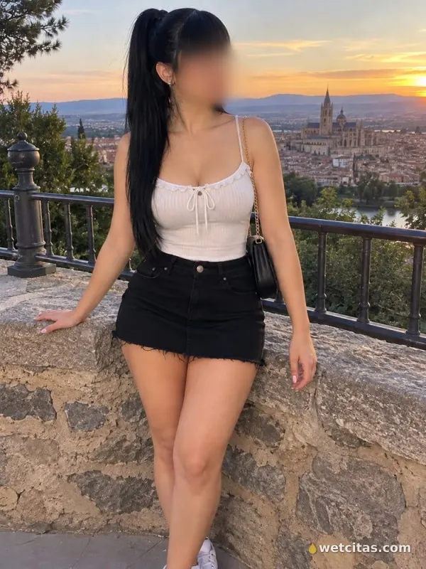 Amiguitas super cachondas juguetonas - placer a tope, escort latina en valladolid – foto 6 de 10