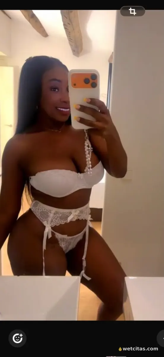 Soy una chica muy ama me encanta dominar y castigar, escort latina en sabadell – foto 5 de 5