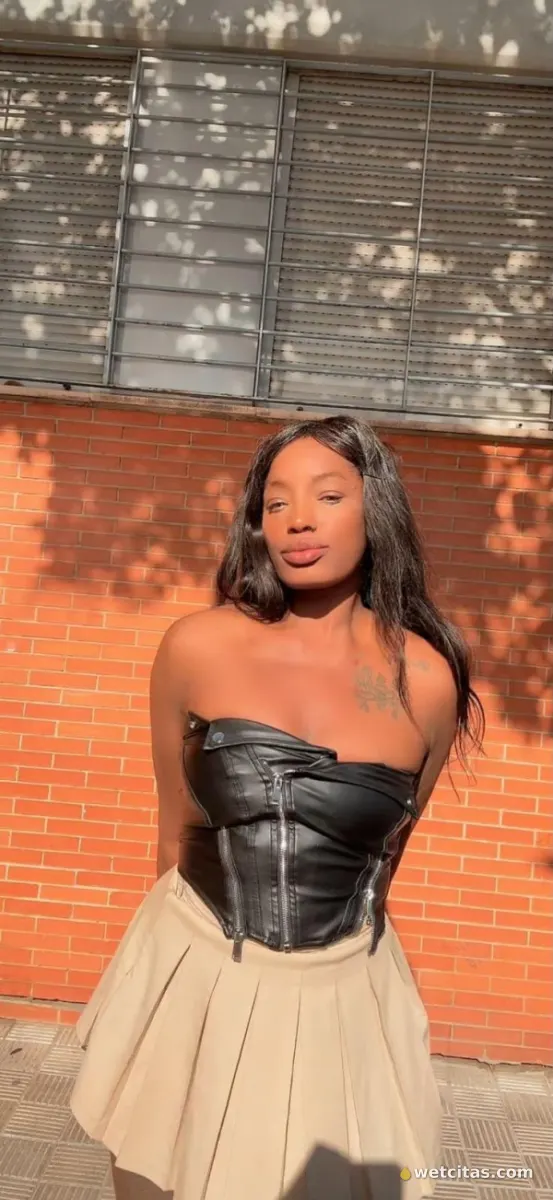 Brownie negra de regreso, escort colombiana en sevilla – foto 3 de 10
