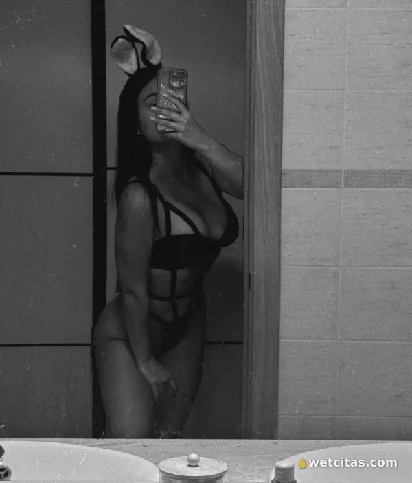 LUCIANA Una caricia para los sentidos, escort colombiana en madrid – foto 2 de 5