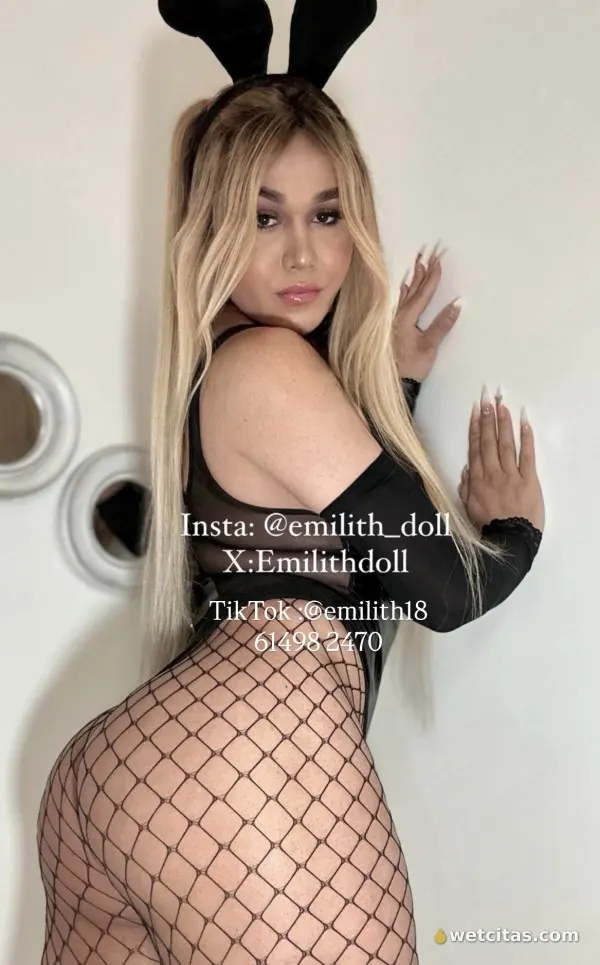 Dominante, lechera, fiestera con una gran polla, chica trans colombiana en madrid – foto 4 de 9