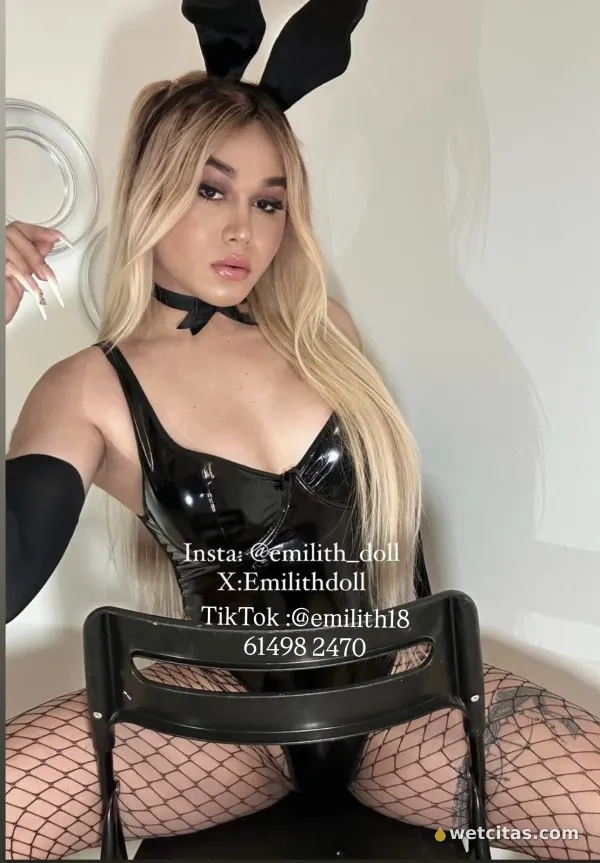Dominante, lechera, fiestera con una gran polla, chica trans colombiana en madrid – foto 8 de 9
