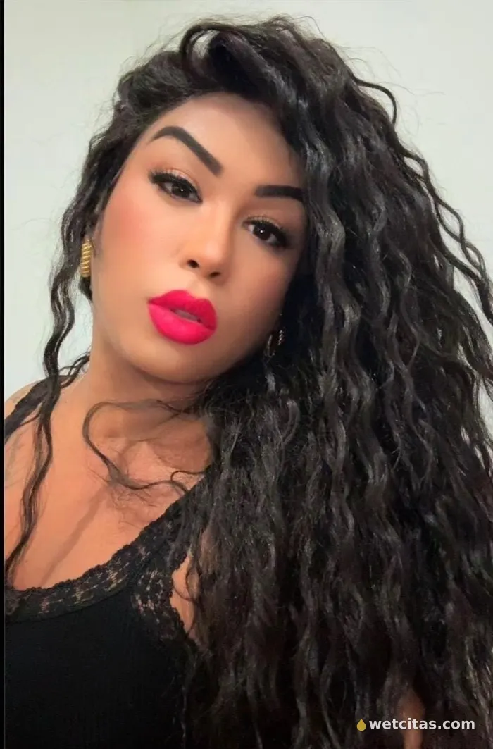 Trio lujurioso,ardiente con ganas de follar, chica trans colombiana en madrid – foto 3 de 5