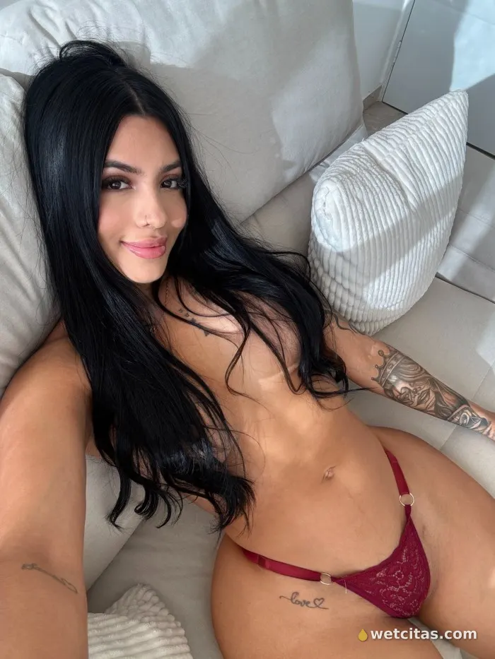 Complicidad y placer sin prisas a tu medida, escort colombiana en las navas del marqués – foto 4 de 4