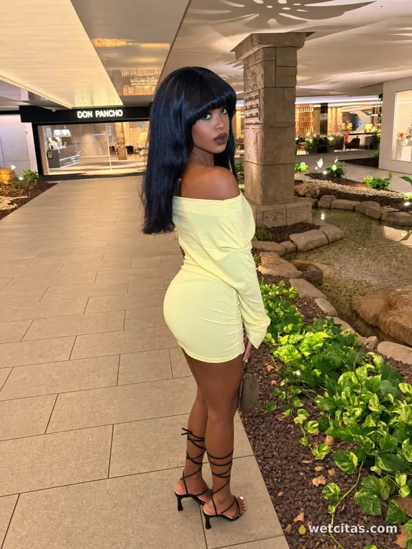Cindy available in benidorm luxury service 24h, escort colombiana en benidorm – foto 2 de 6