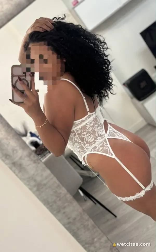 Novedad recién llegada amante del francés natural fiestera viciosa, escort venezolana en cuenca – foto 3 de 5