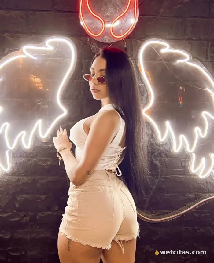 Cloe la morena mas caliente y fiestera 24h, escort colombiana en vendrell – foto 3 de 7