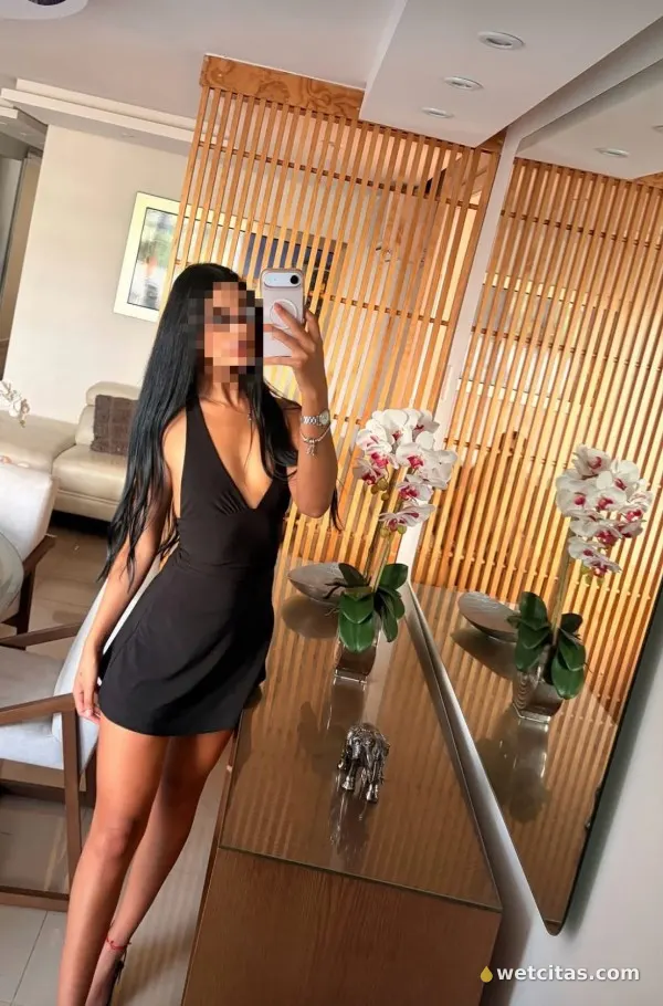 Soy una hermosa colombiana cariñosa implicada y fiestera, escort colombiana en manresa – foto 5 de 6