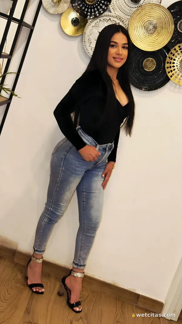 En les franqueses Granollers nord morena sexy, escort venezolana en granollers – foto 3 de 5