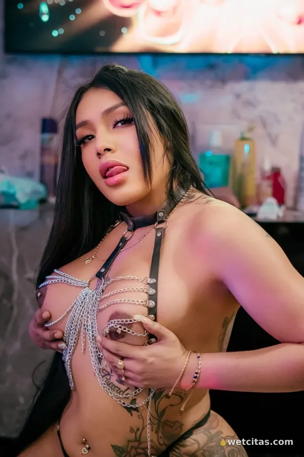 Trans cañera fiestera guarra cachondisima 100%femenina, chica trans colombiana en alicante – foto 4 de 4